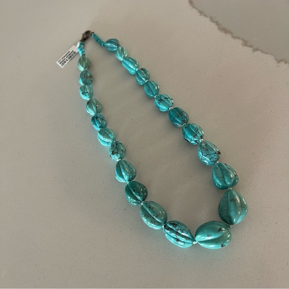 One of a kind Natural Turquoise Faceted
melon shaped bead Necklace 17” - Picture 7 of 7